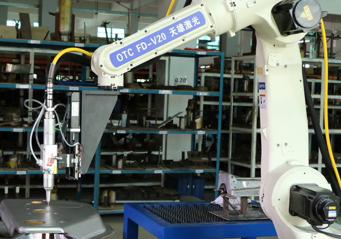 三維（wéi）激光（guāng）切割機的優勢