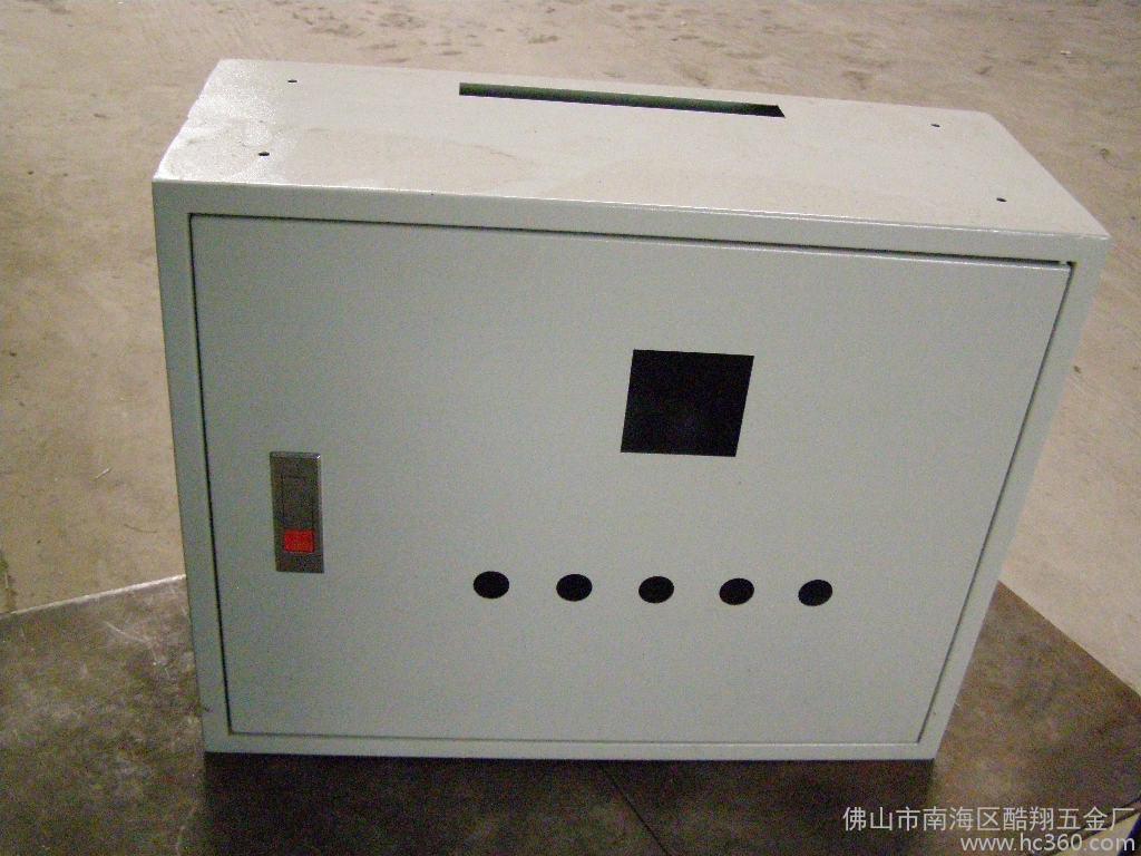 激（jī）光切（qiē）割水箱（xiāng）樣品