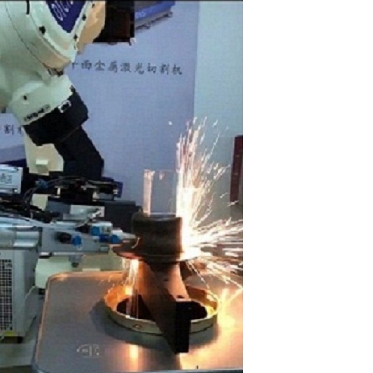 機械手激（jī）光切割機（jī）切割汽配（pèi）