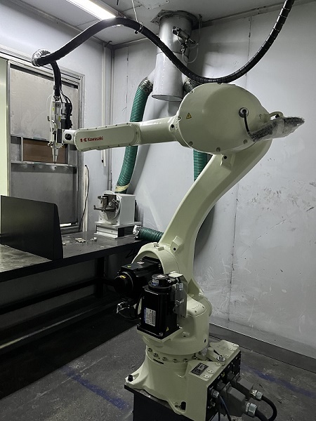 機械手激光切（qiē）割機