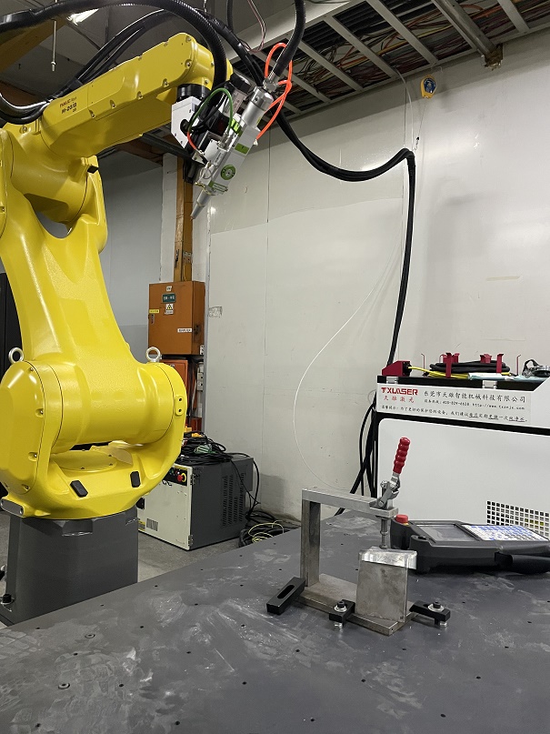 三維激光切割（gē）機