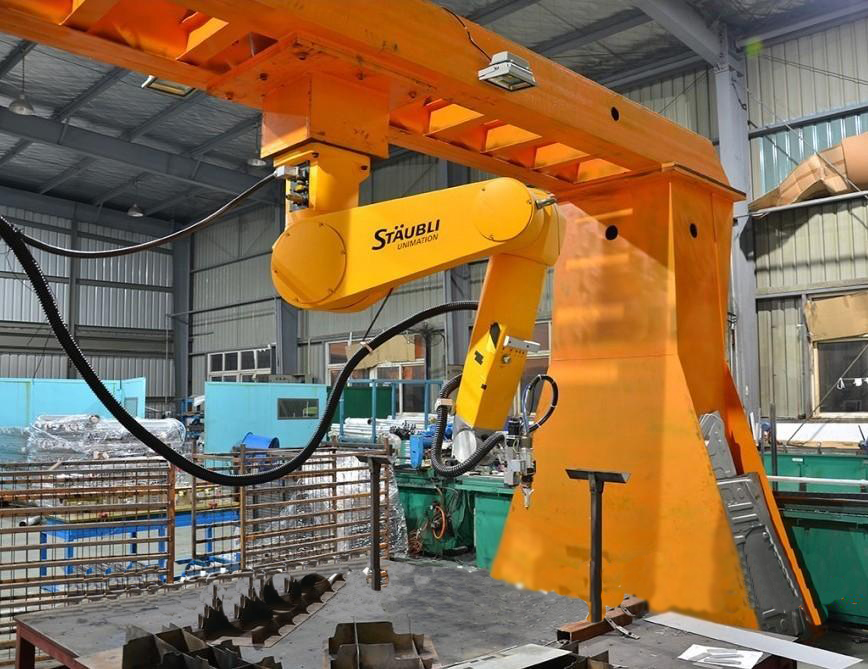 龍門倒裝（zhuāng）機械手激光切割機